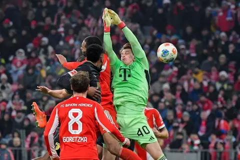بعد 19 مباراة.. بايرن ميونخ يتلقى الهزيمة الأولى في الدوري الألماني 